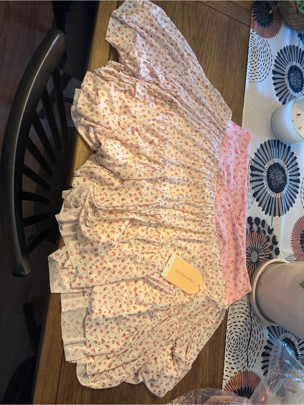 Blogilates 3X Light Pink Floral Tiered Mini Skort with High Waist - Picture 3 of 3
